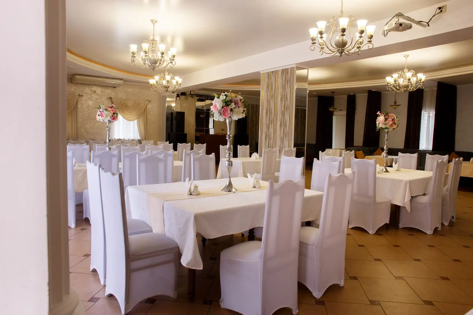 Банкетный зал